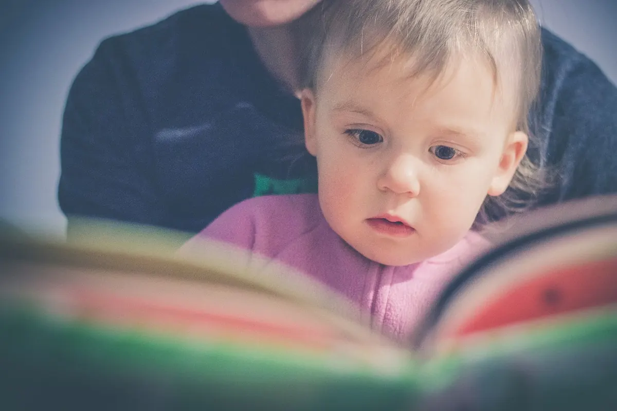 Common Mistakes When Telling Stories to Children (and How to Fix Them)